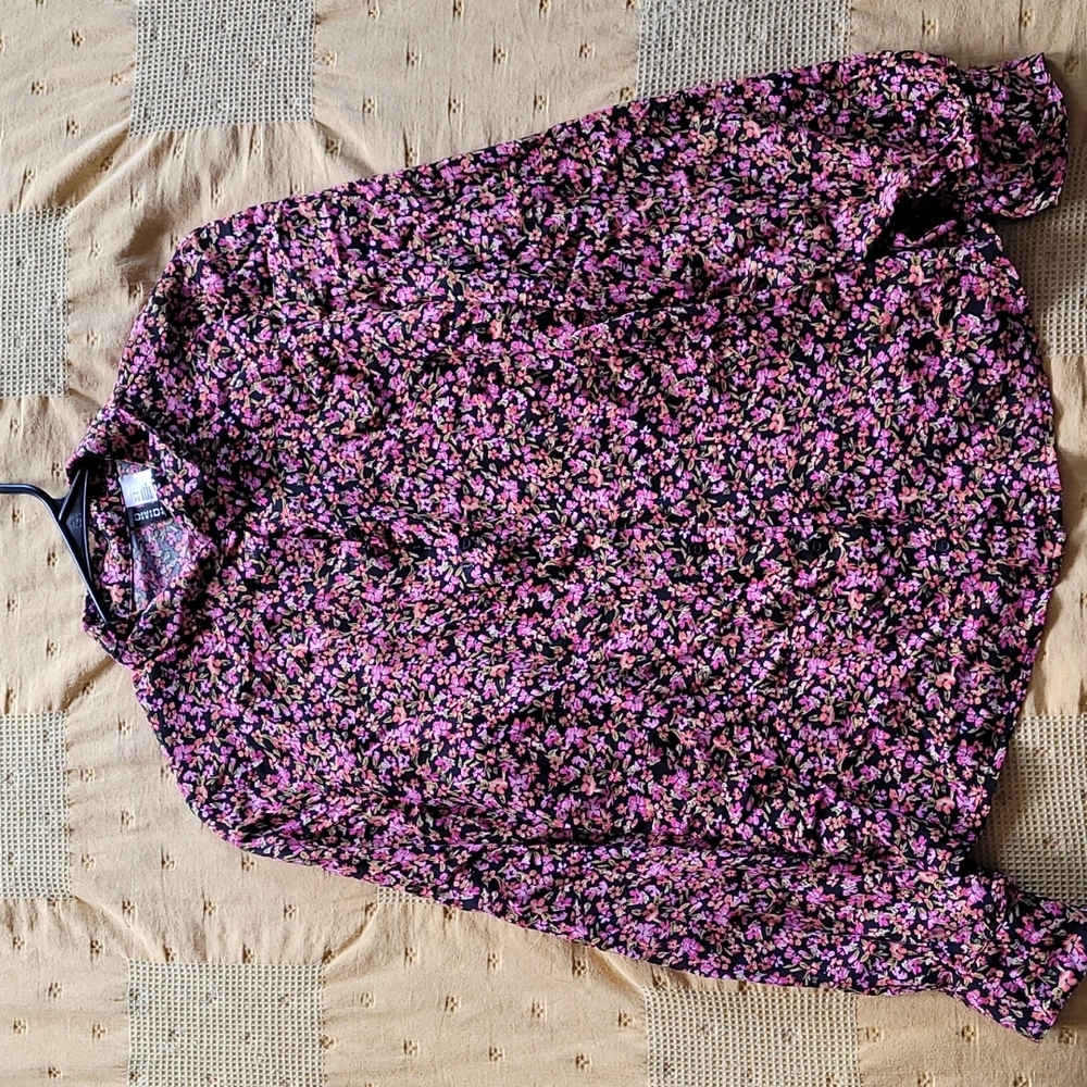 H&M button down shirt